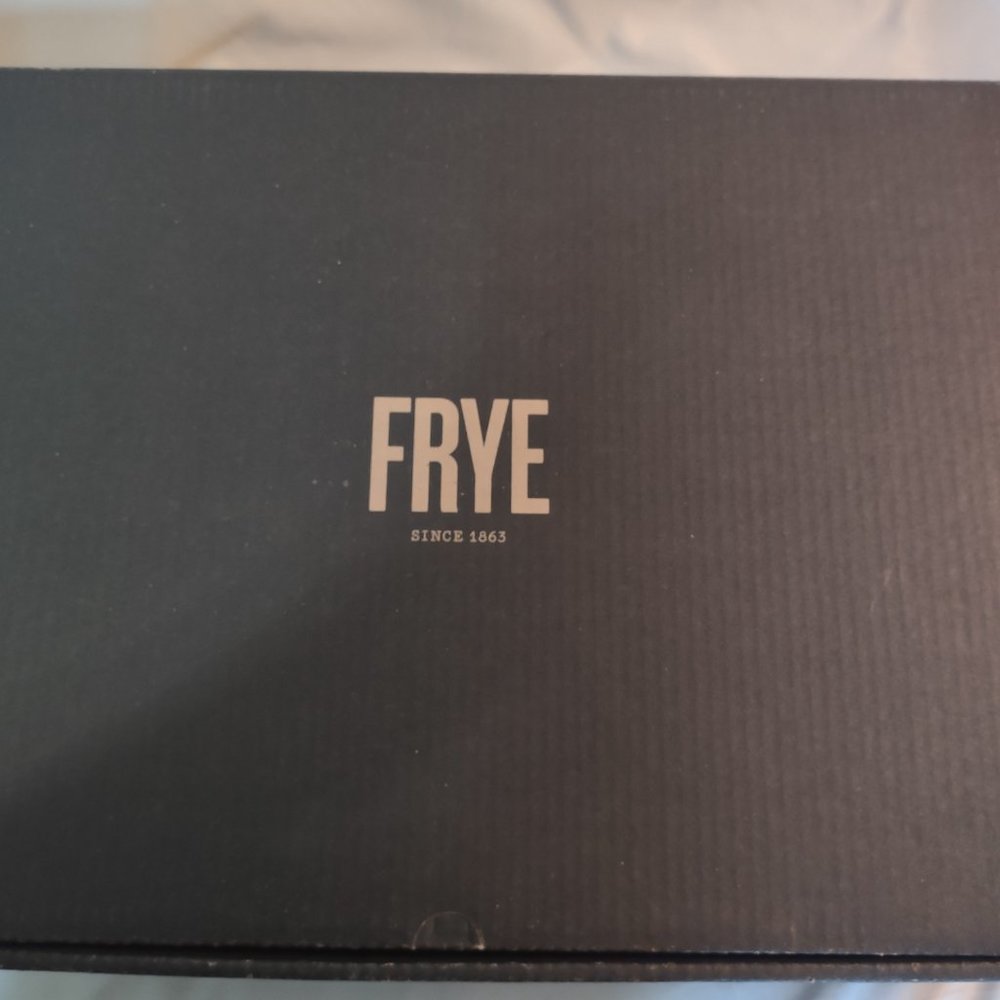 FRYE BOOTS W 7.5M Cognac - Picture 10 of 10